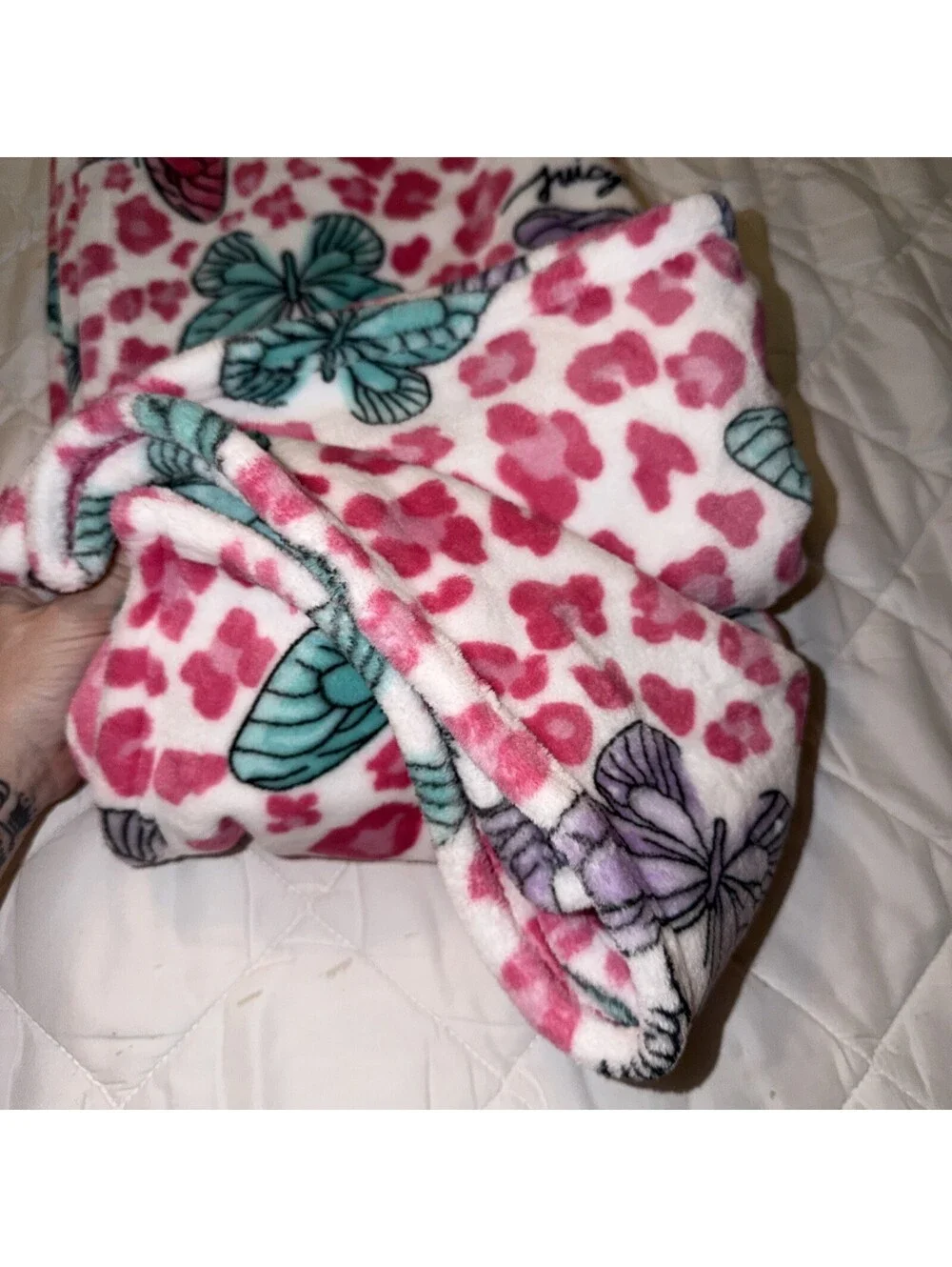 Juicy Couture indulge comfort